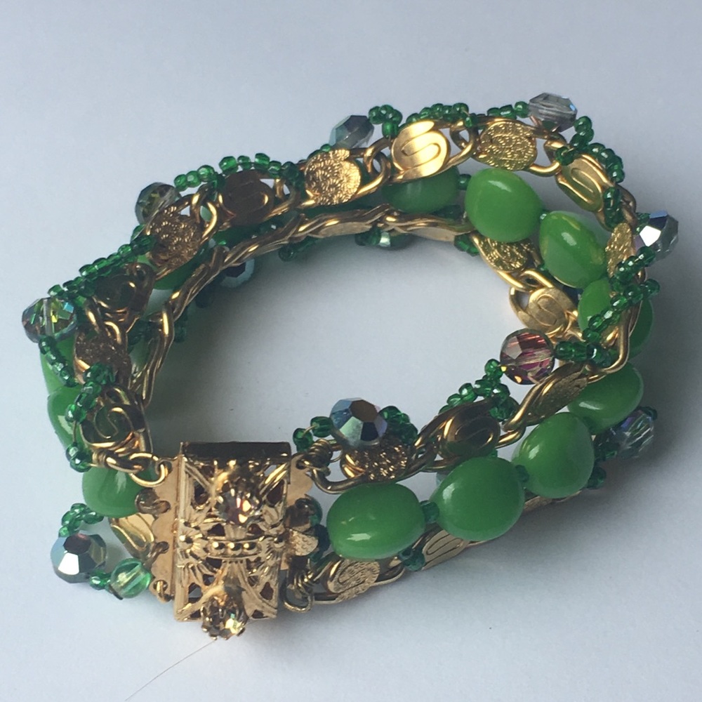 Very cool vintage bracelet 💕